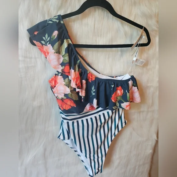 Cupshe Ellis Riviera Floral & Stripes Ruffled Asymmetrical Swimsuit - Picture 3 of 9